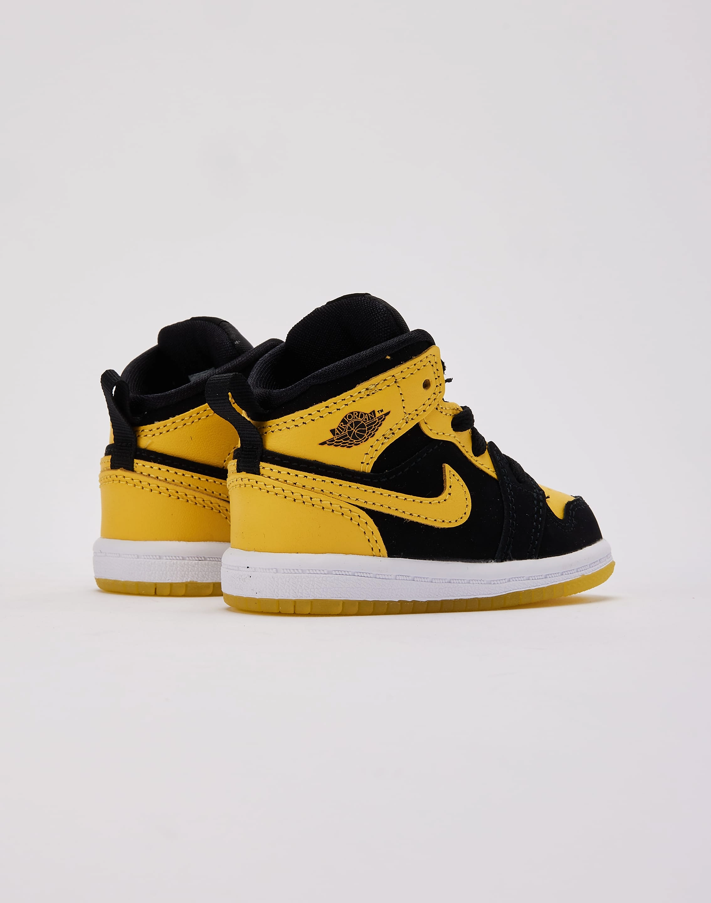 Breathable Lining NonTreadPattern Jordan Air Jordan 1 Mid SE 'New Love' Toddler