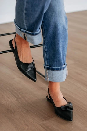 Straight To The Point Flats Quick Flow