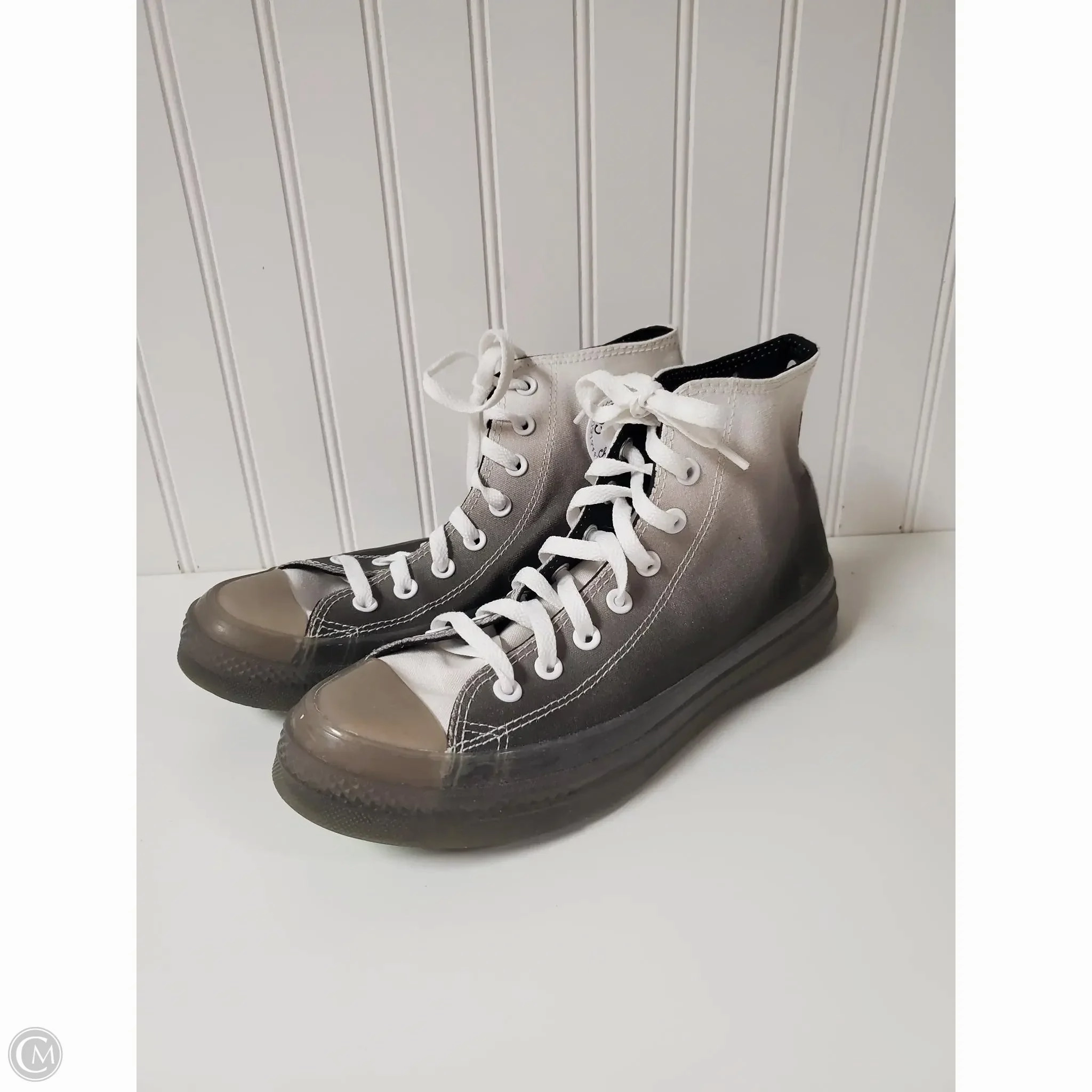 Odor Control Treatment Shoes Sneakers By Converse In Grey & White, Size: 11