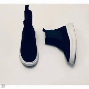 Reinforced Stitching Fast Action Shoes Sneakers By Nurture In Black, Size: 9