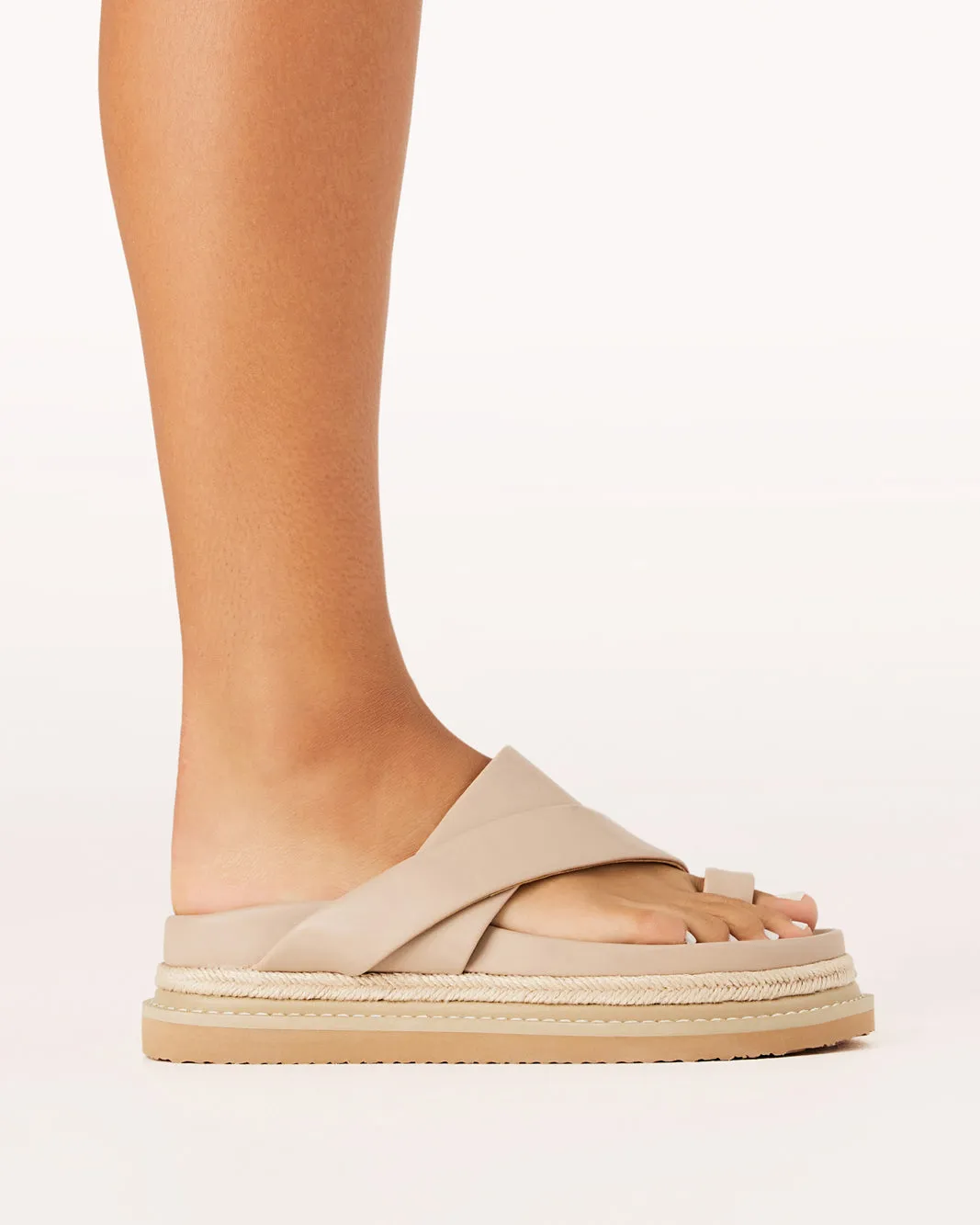 ARMAS - LIGHT CLAY Shock Diffusing Heel