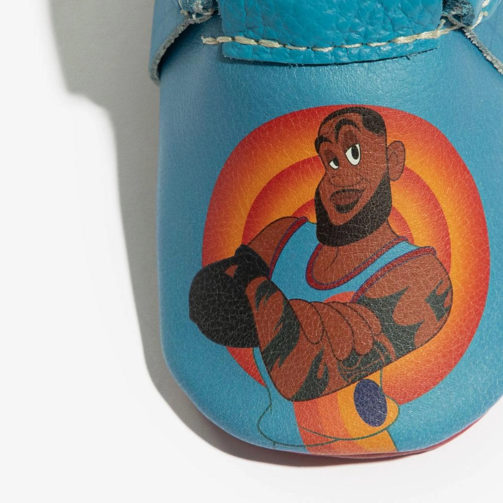 Breathable Upper NontoxicMaterials Tune Squad City Baby Shoe