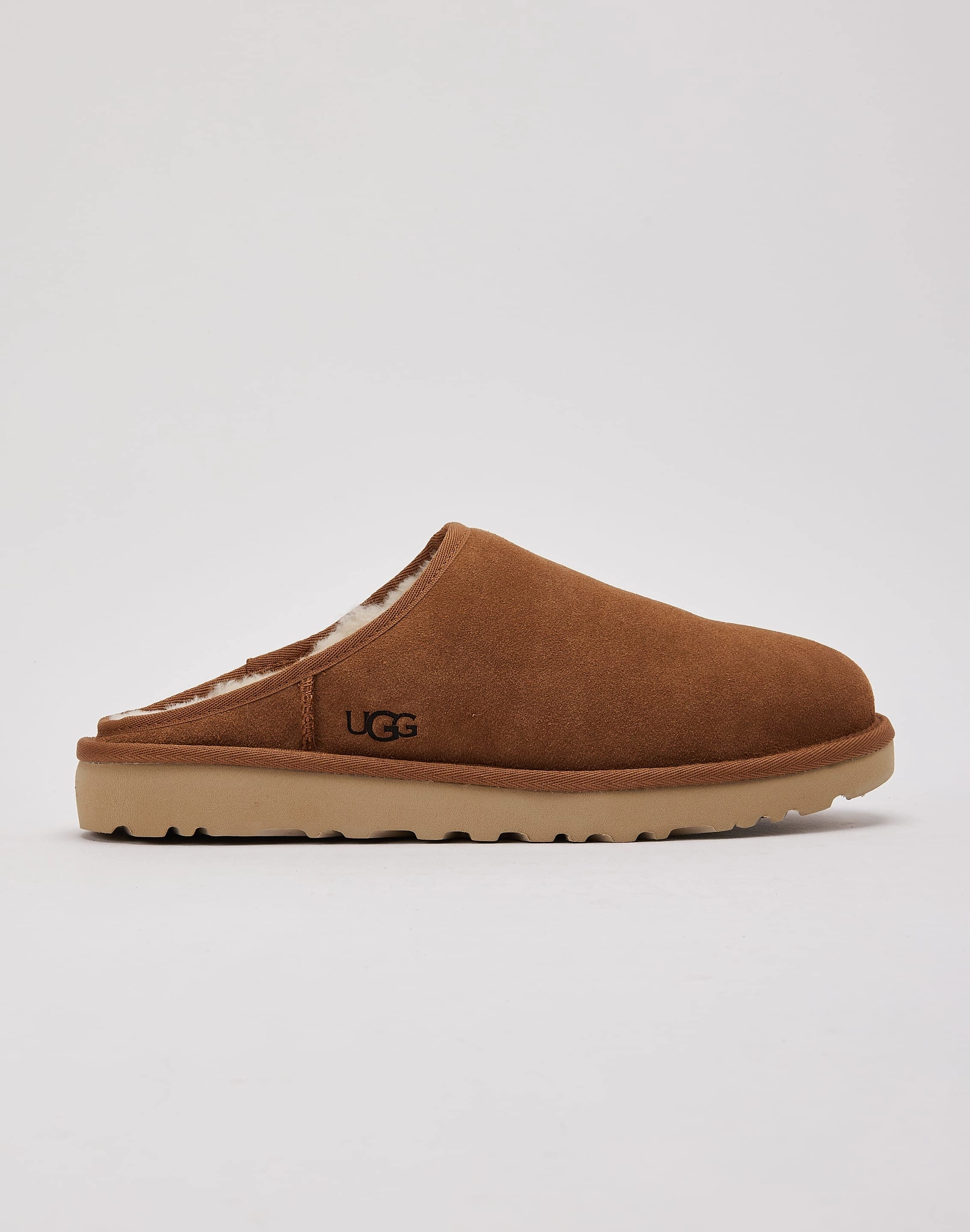 UGG Classic Slip-On Padded Tongue Fight Mode