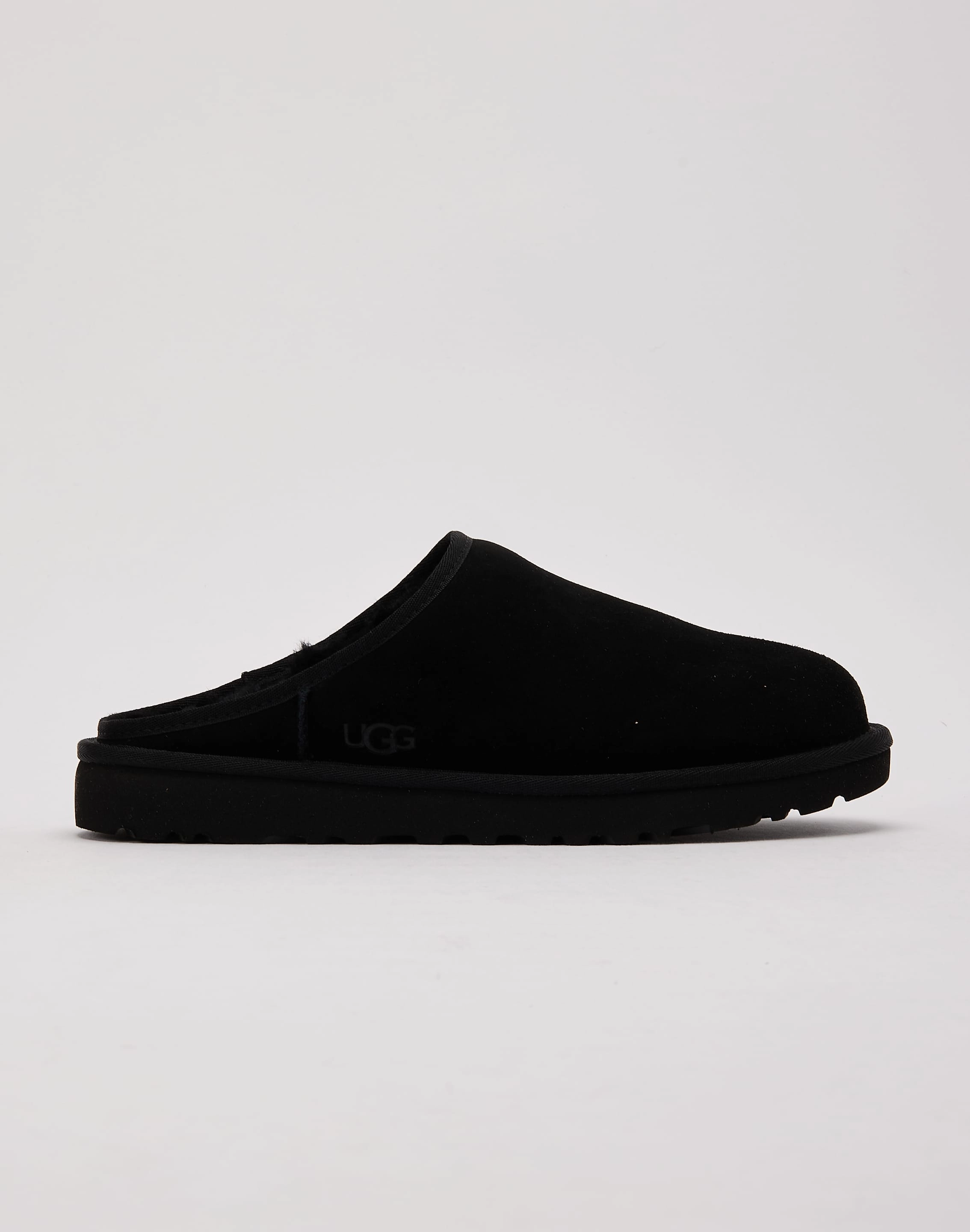 UGG Classic Slip-On Wide Base Stabilization