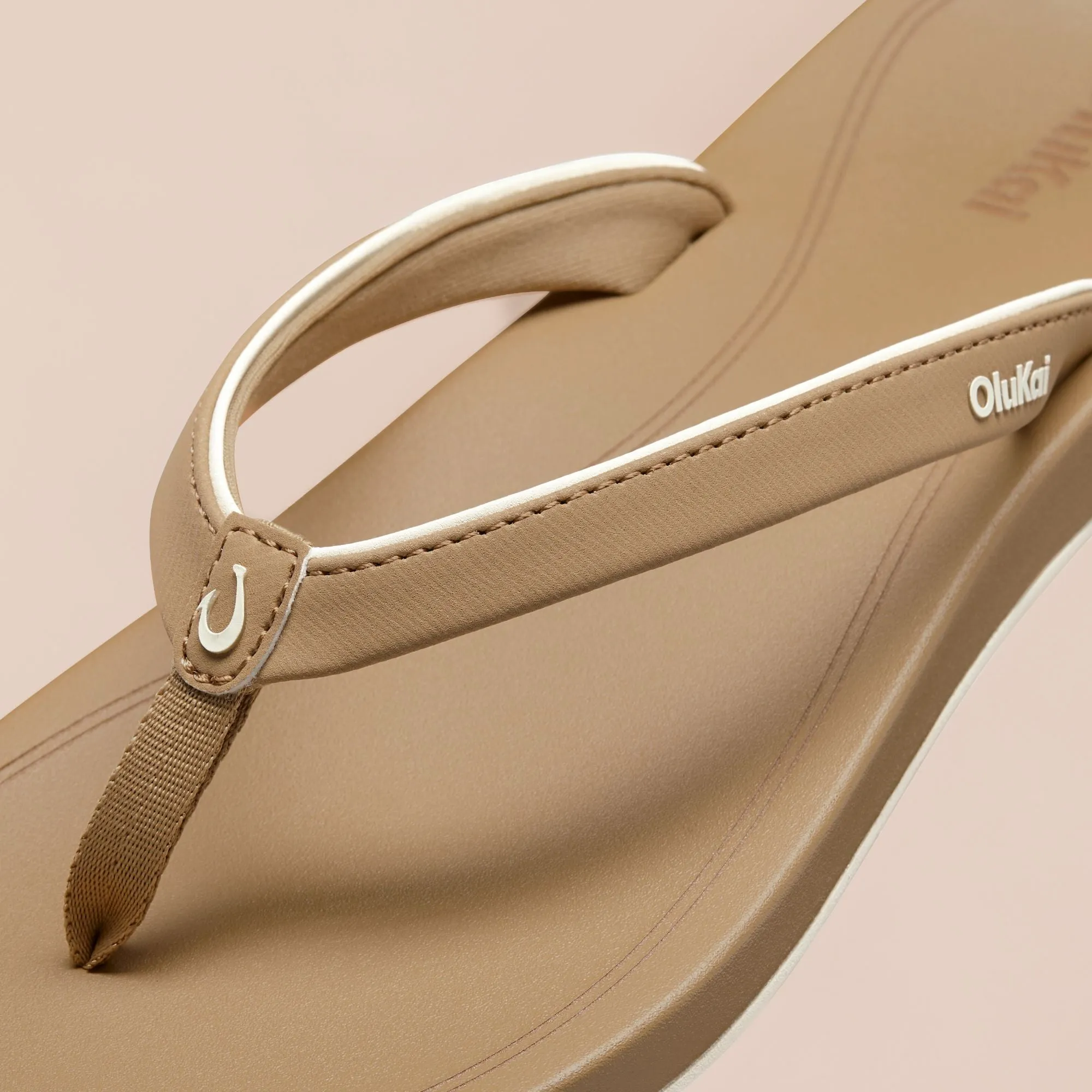 Uiki - Warm Sand Comfortable Travel Sandals Step Easy