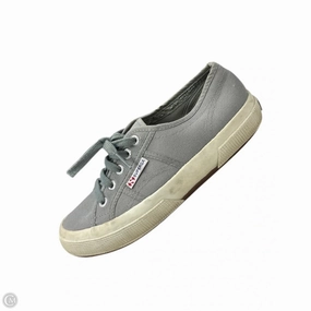 Shoes Sneakers By Superga In Grey, Size: 7 Fit Lifestyle