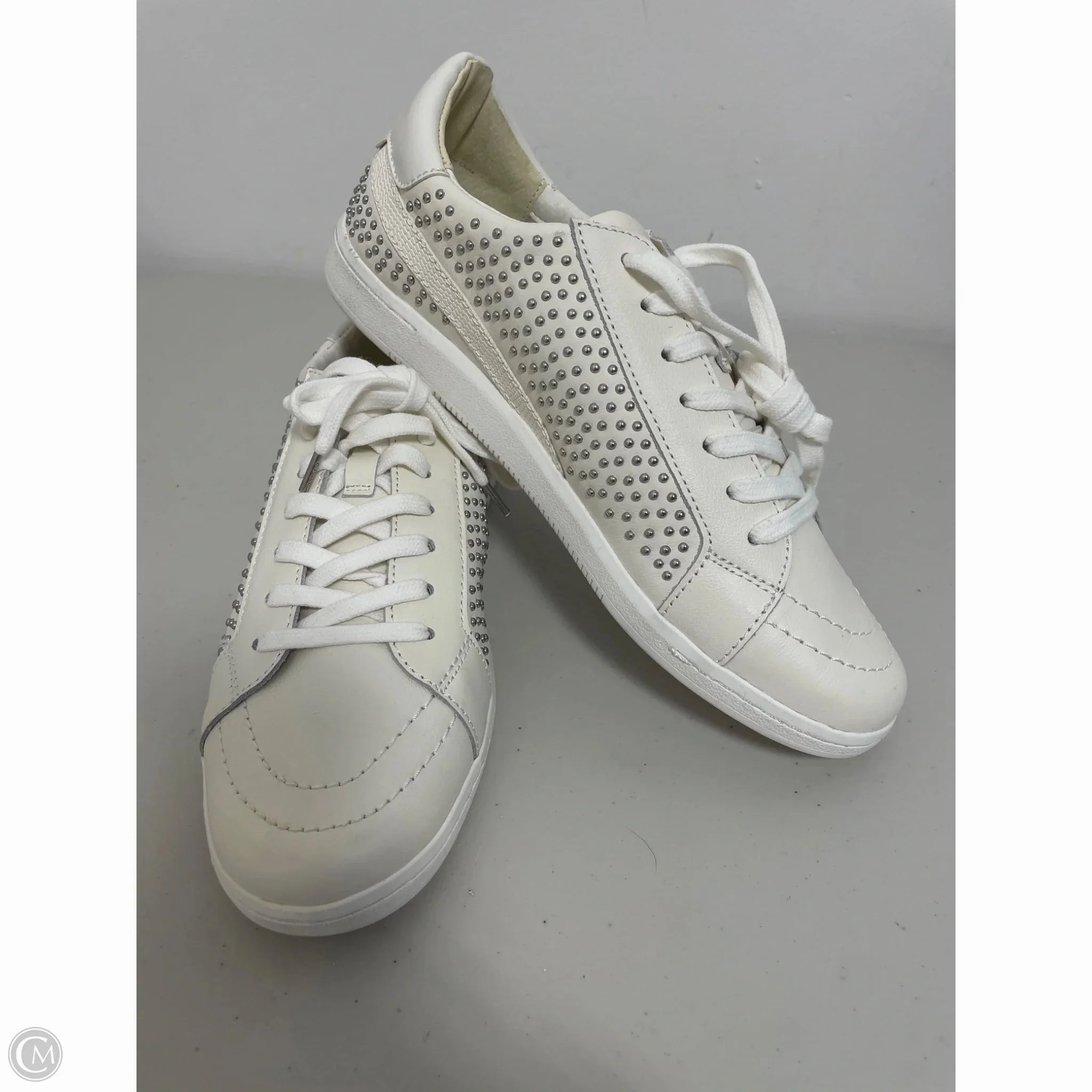 Shoes Sneakers By Dolce Vita In Ivory, Size: 10 Regular Fit