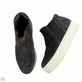 WaterResistant Smooth Surface Shoes Sneakers By Vince In Grey, Size: 5.5