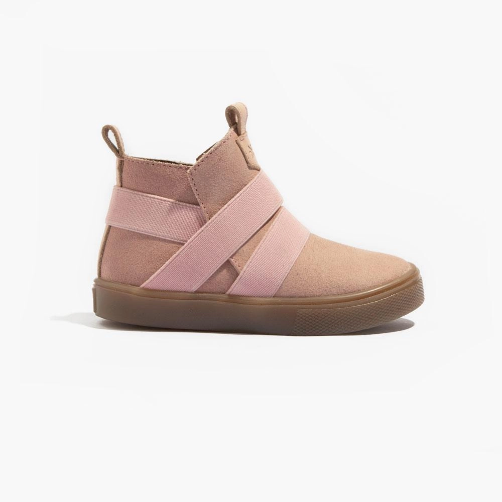 Blush Suede Oakland Sneaker Adaptive Ease Zero Gravity Cushioning