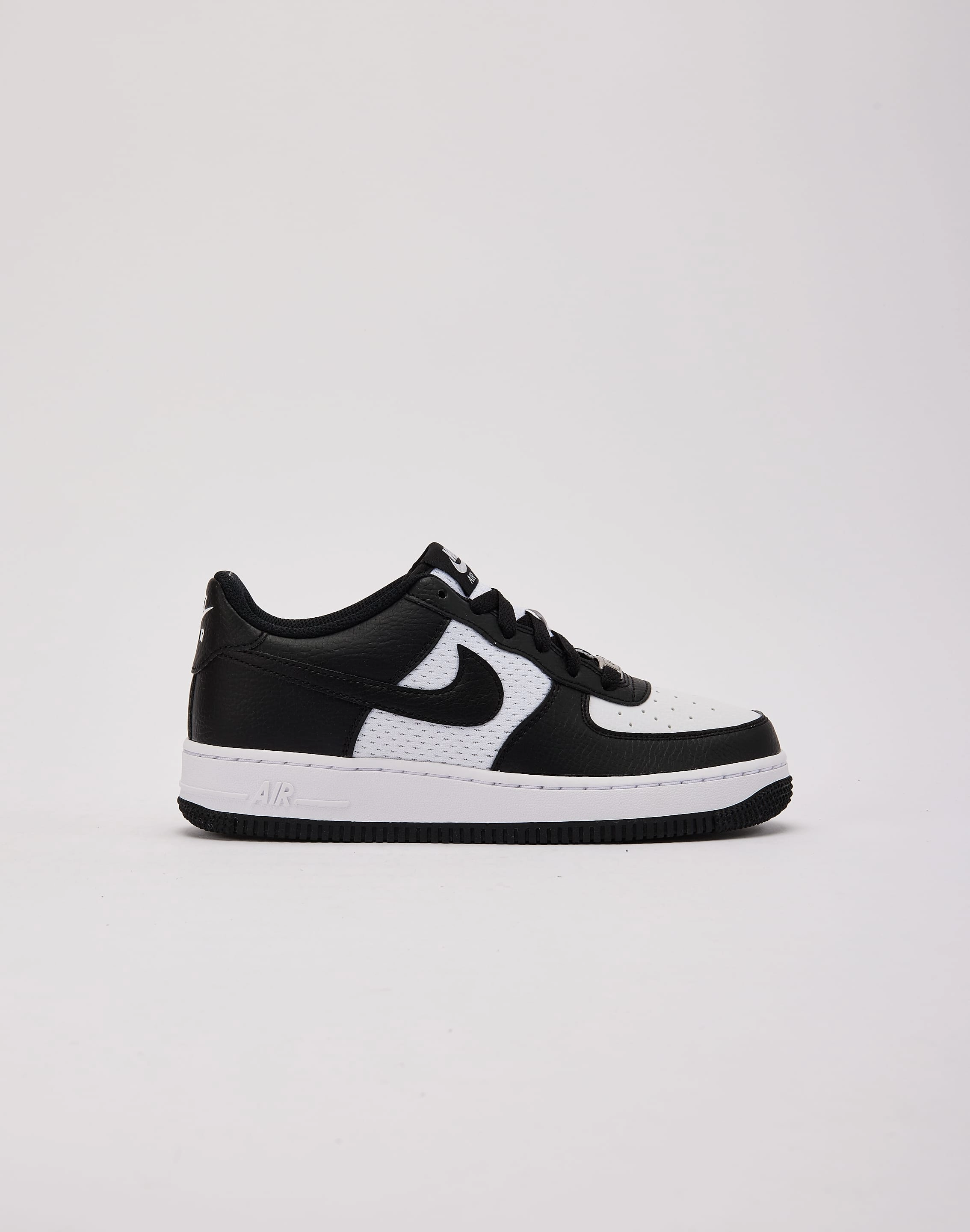 Nike Air Force 1 Low Grade-School Low - top kids' shoes Non Restrictive Fit