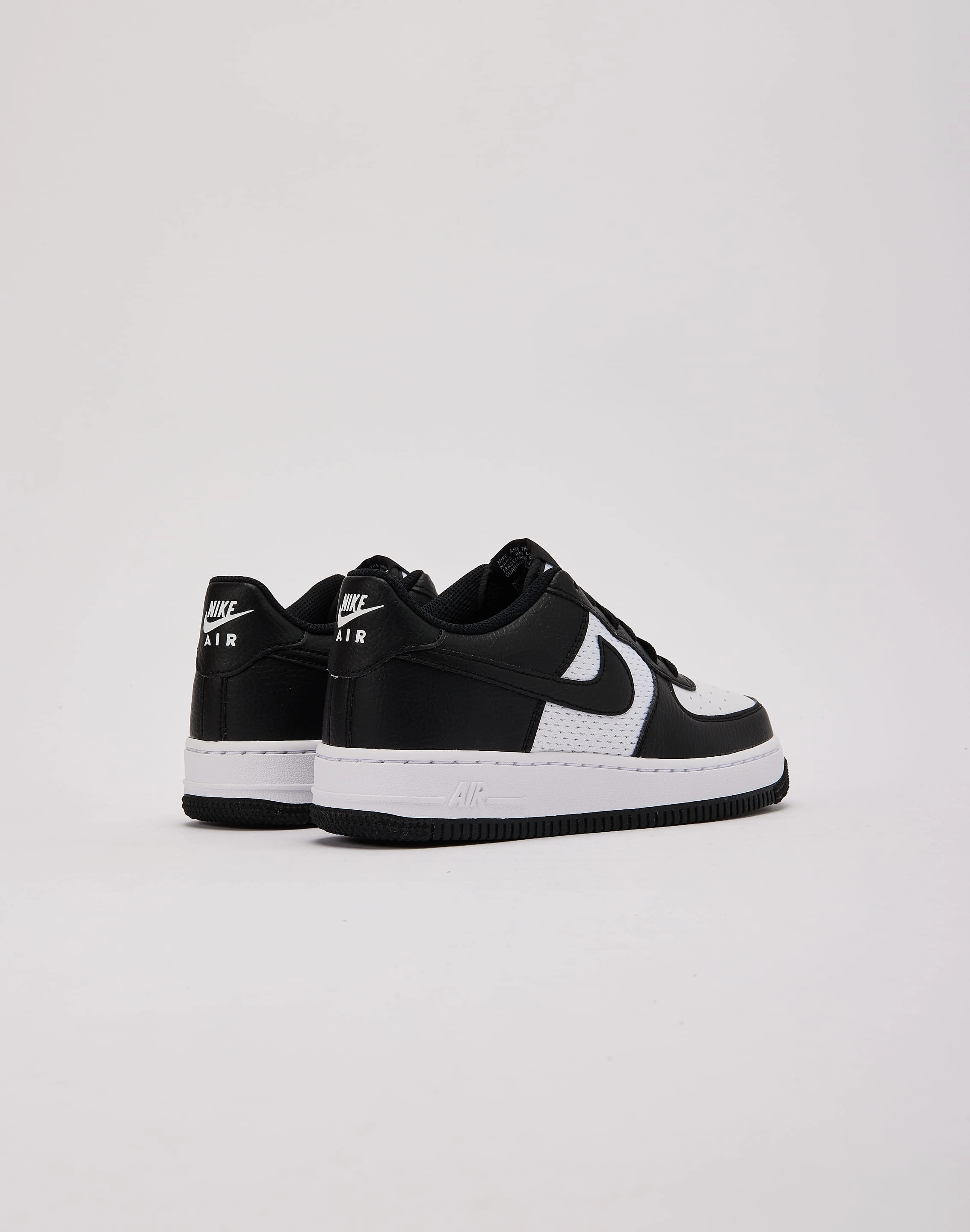 Seamless construction Tennis - oriented kids' shoes Nike Air Force 1 Low Grade-School