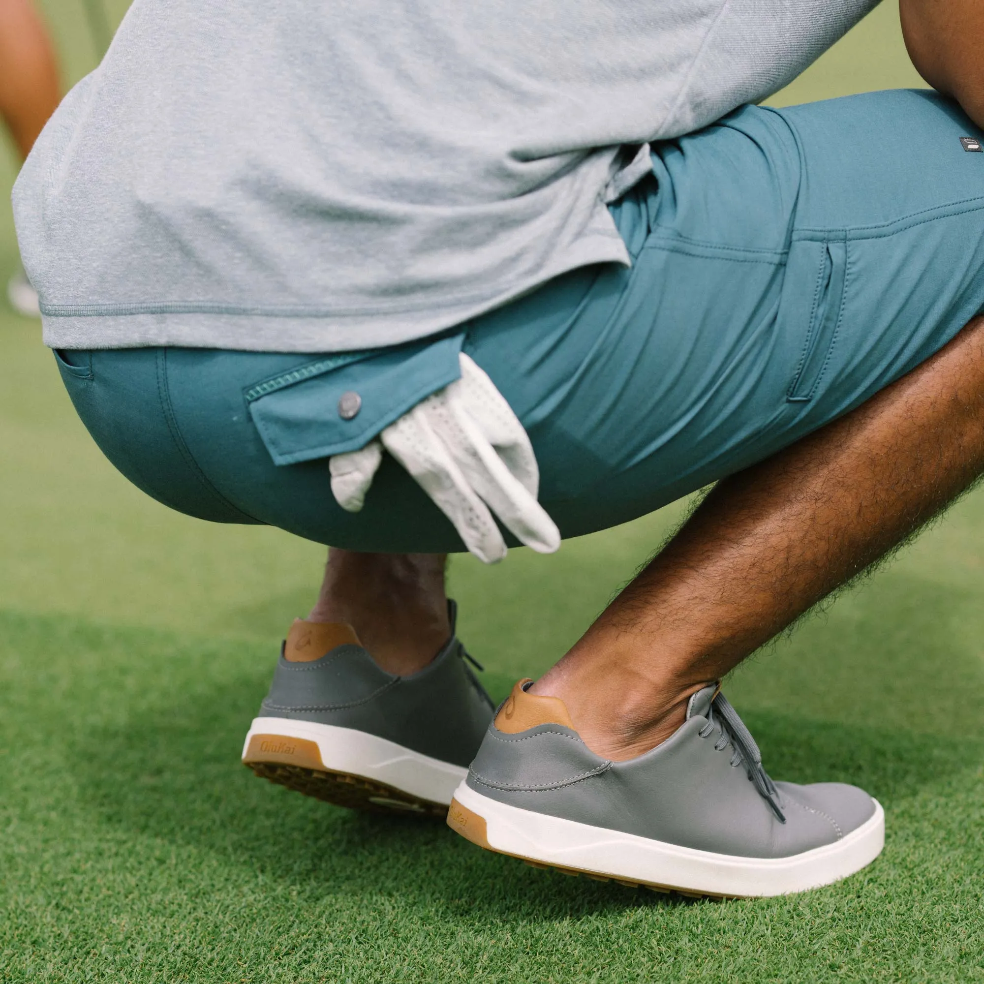 Waialae - Stone Arch Support Standing Workers