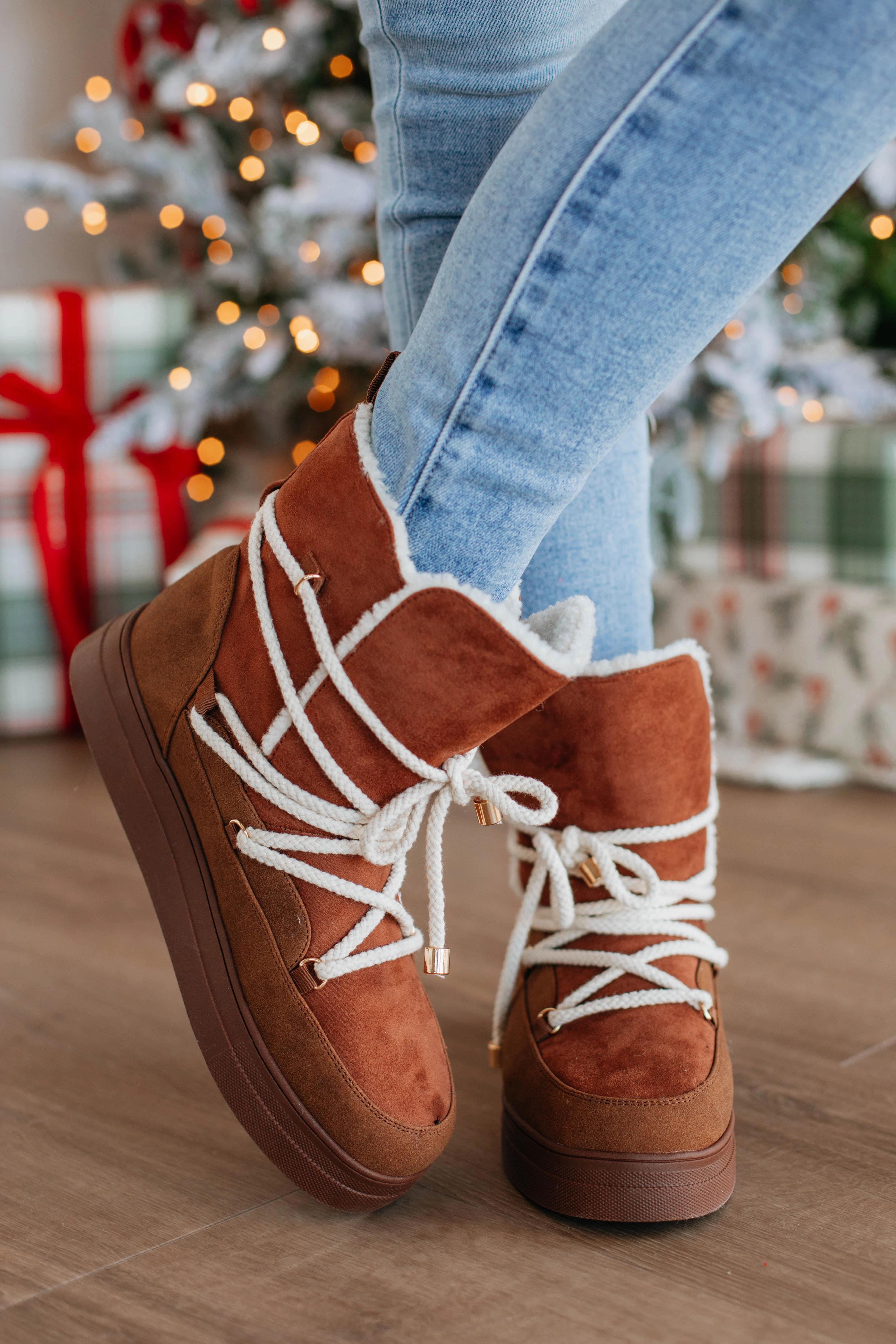 Slim Line Non Slip Wellness Seekers Keep Me Toasty Boots