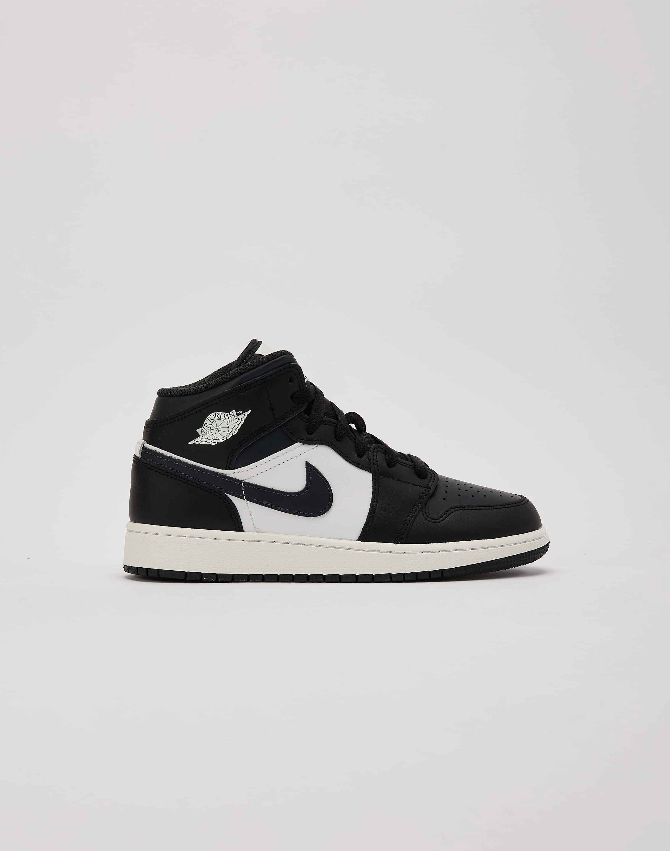 Jordan Air Jordan 1 Mid Grade-School Striped kids' wear Stretchable Upper