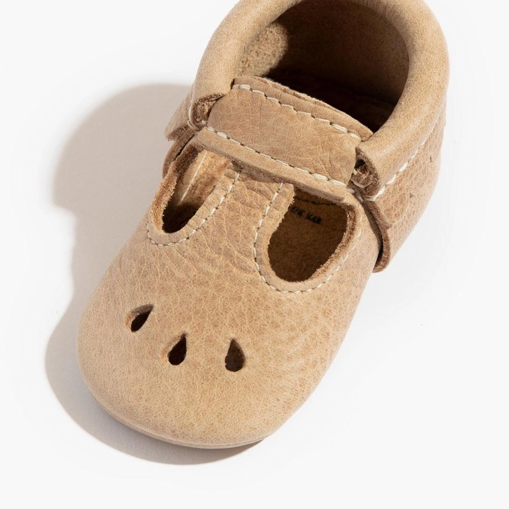 Breathable Upper Easy Clean Surface Weathered Brown Mary Jane Baby Shoe
