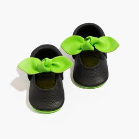 Wicked Witch of the West Knotted Bow Baby Shoe ReflectiveDetail Shock Absorbing System