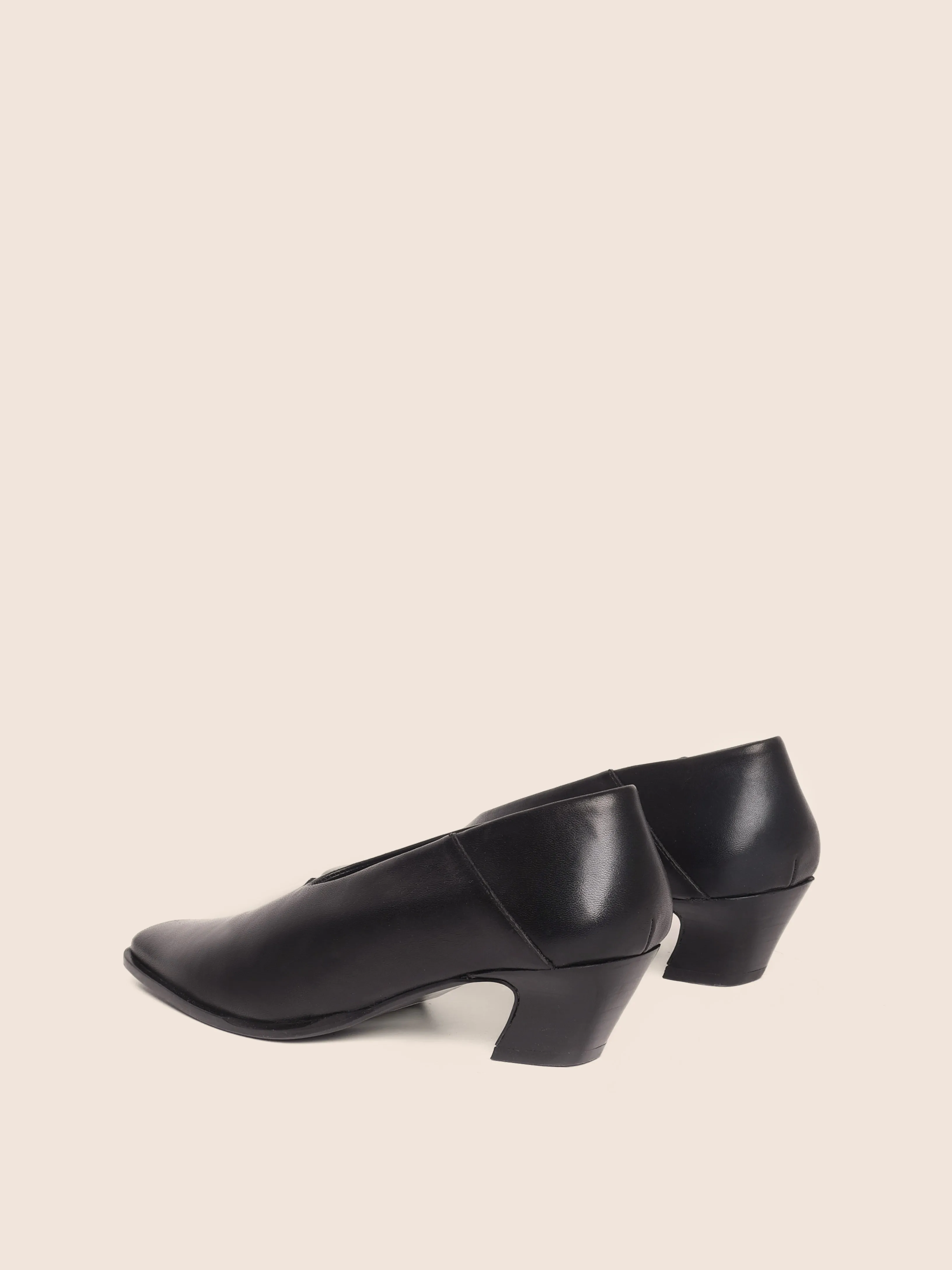 Soria Black Heel Street Queen