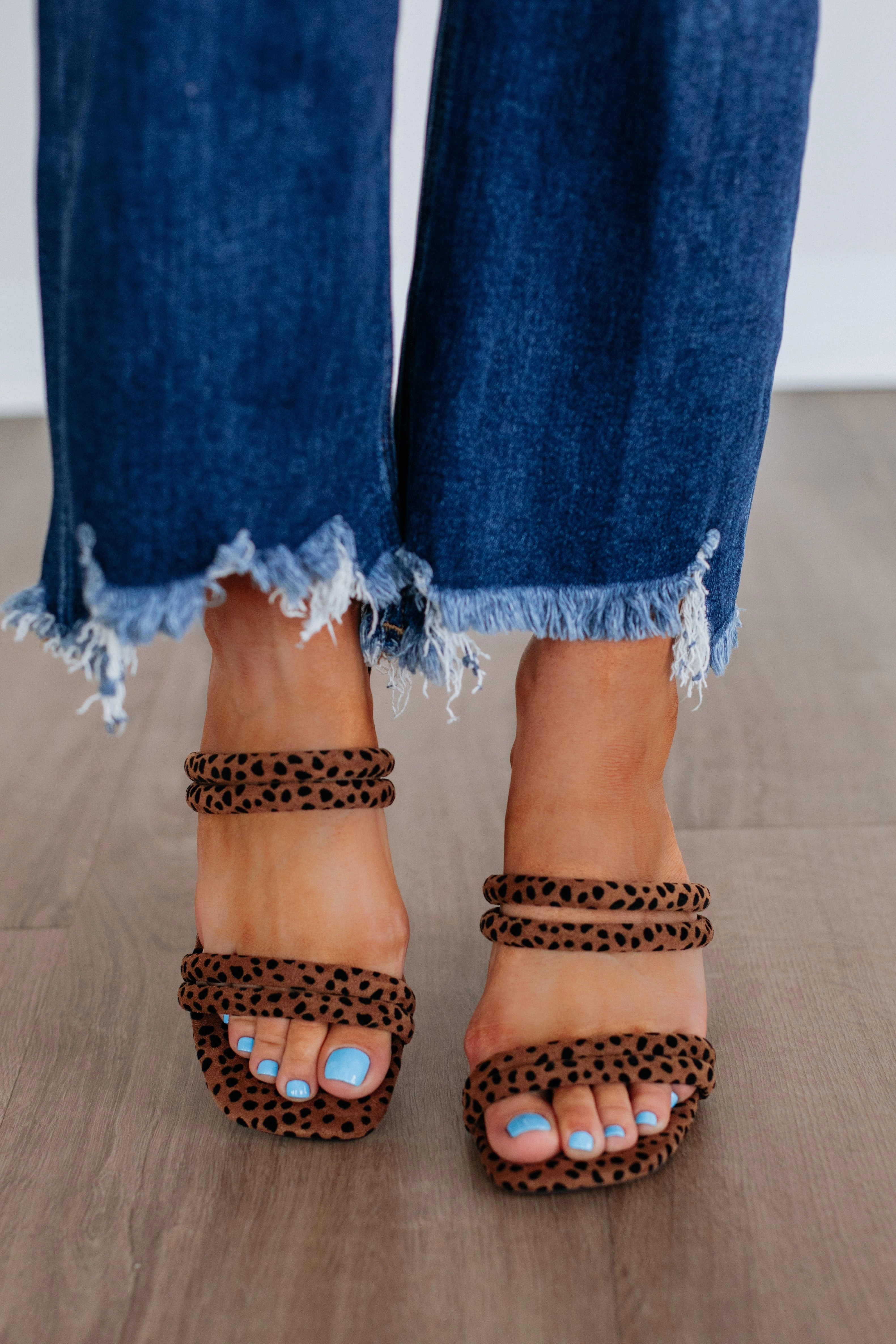 Durable Build Airport Travel Dual Tone Wild Card Heels