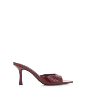 XANTHE - CHERRY RED PATENT Pure Black night walk