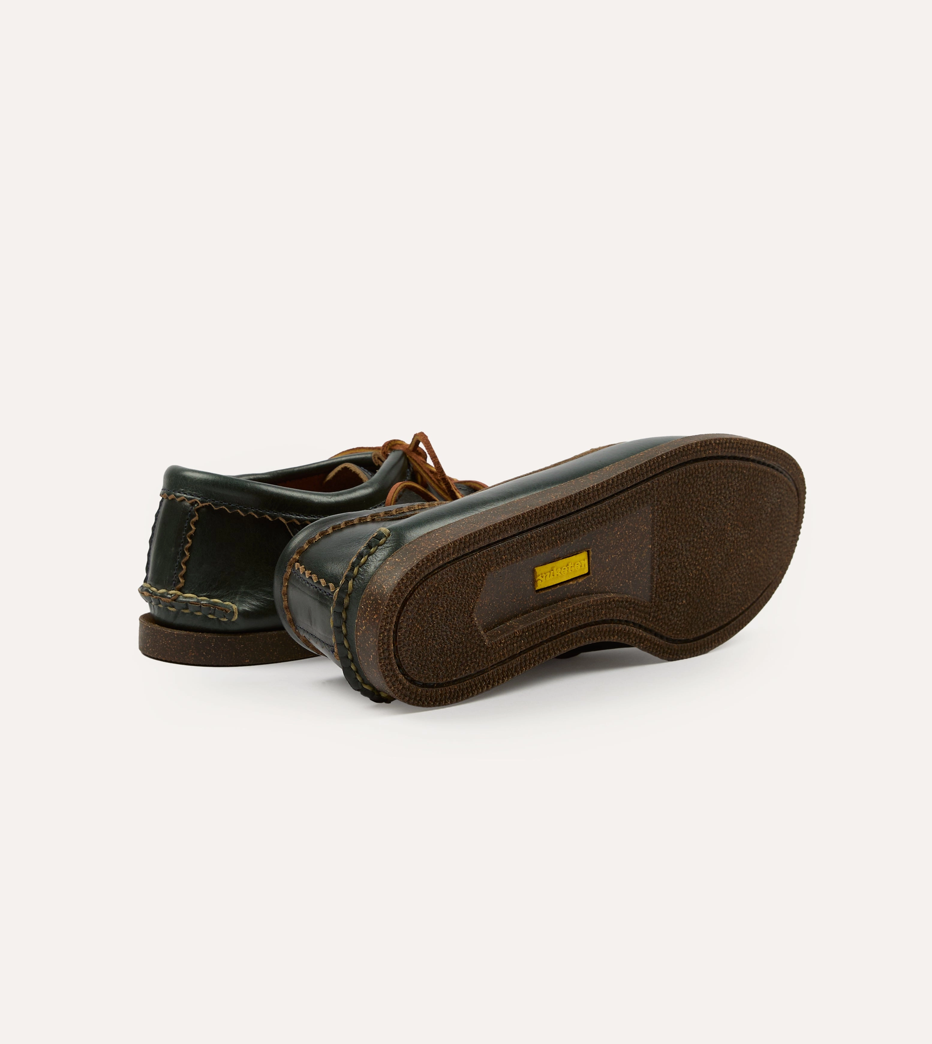 Travel Light Dynamic Flex Grooves Yuketen Navy Kiltie Blucher with Camp Sole