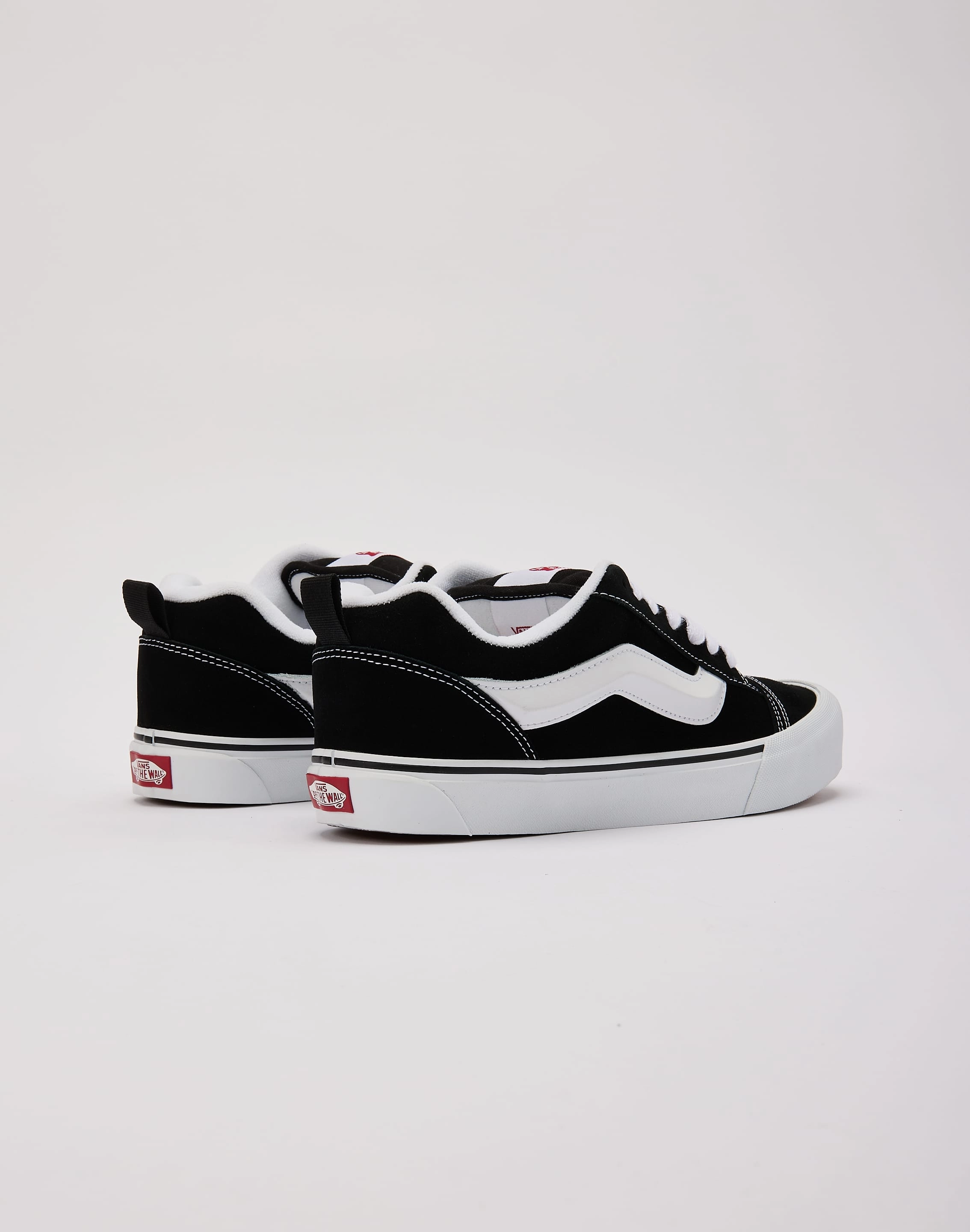 Queen Fit Vans Knu Skool