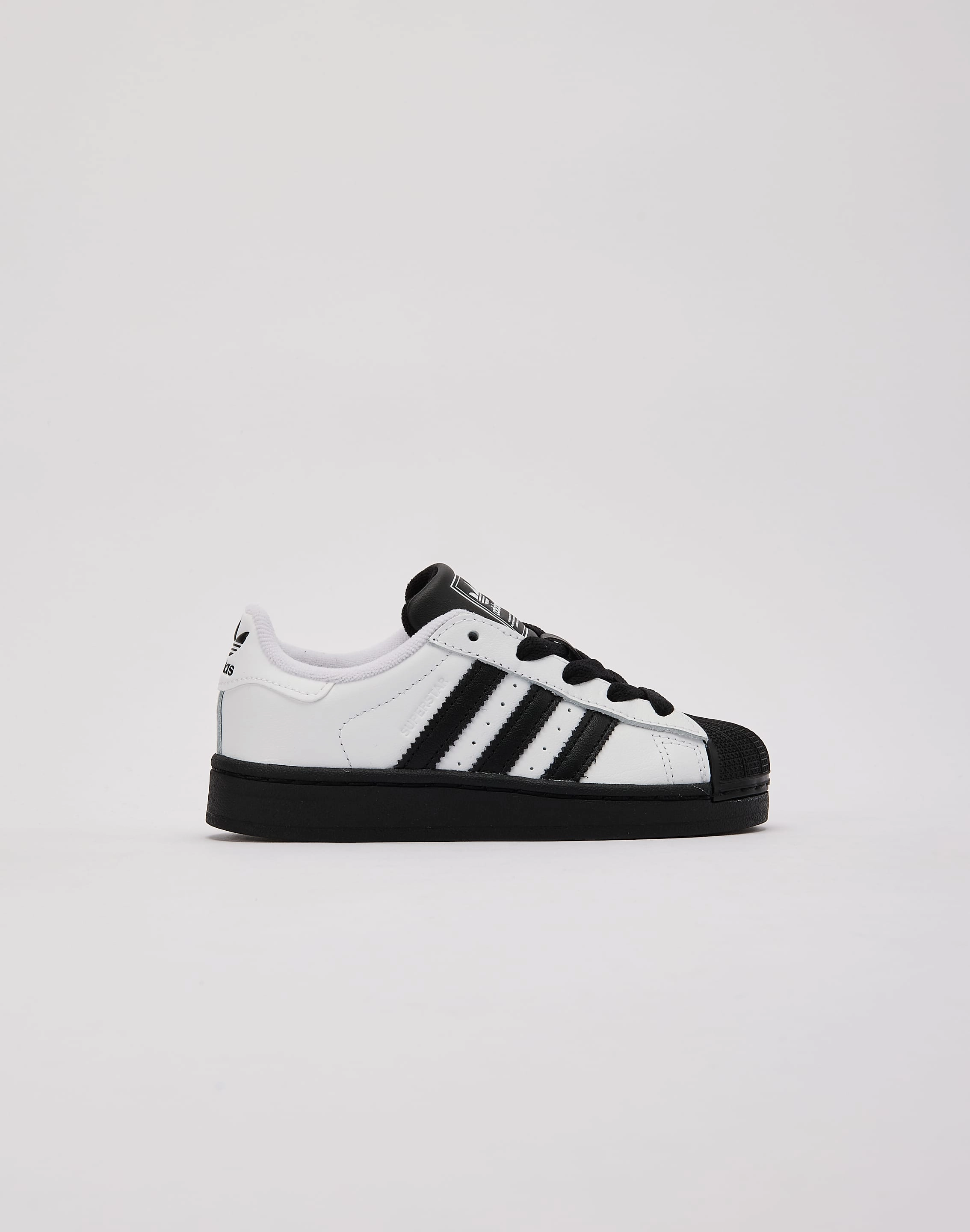 Flat - heeled kids' shoes Adidas Superstar II Pre-School